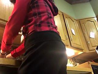 Hot submissive gaping with cumshot