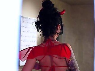 Monster Cock Bareback Cum